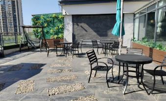 Guli Youran Homestay (Lixin Wanda Plaza Branch)