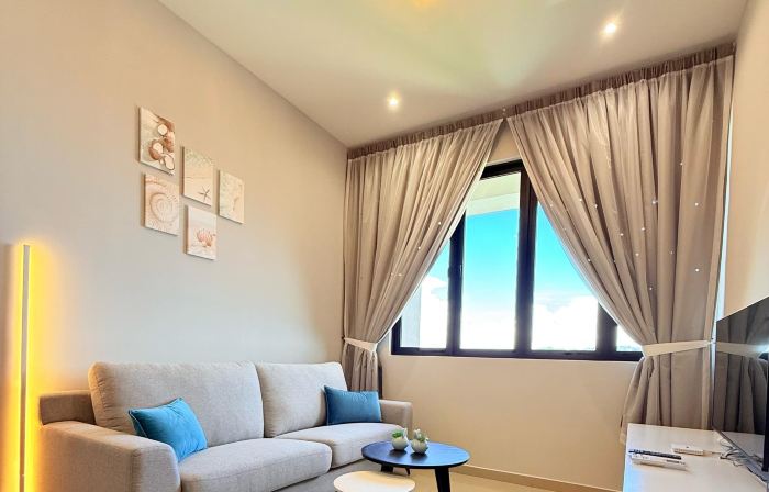 ICONIC REGENCY SERVICE RESIDENCES