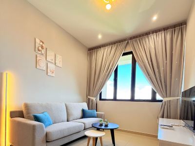 ICONIC REGENCY SERVICE RESIDENCES