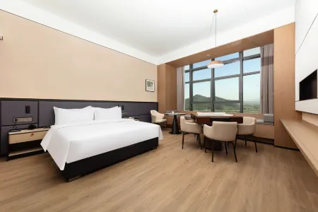 Bunidun Hotel (Yichun High-Speed Railway Station) Отели рядом с достопримечательностью «Yichun University Vocational and Technical College»