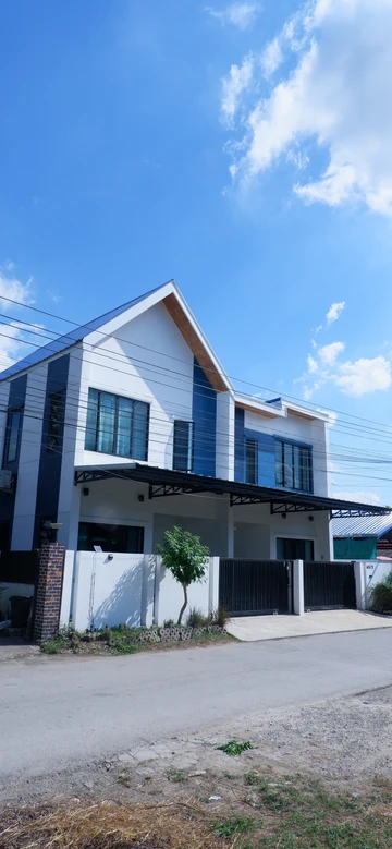 รูปภาพของTT63 House