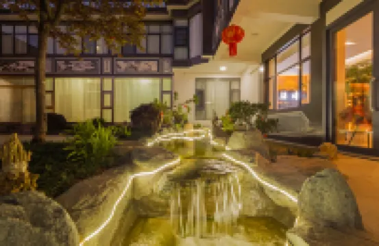 水澤緣Lakeview·雲棲湖畔丨白族美學觀景民宿（三義國際機場店）