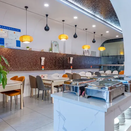 Beitun Hongjingtian Hotel