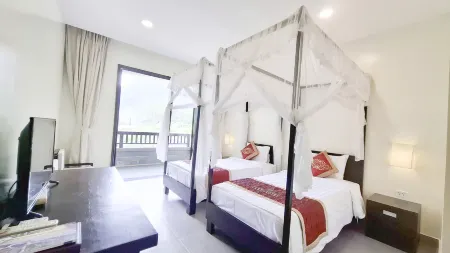 Saigon Bangioc Resort Отели в г. Ha Lang District