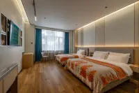 Greenland Hotel Erguna Отели рядом с достопримечательностью «Автобусная станция Иргунара Буталин»