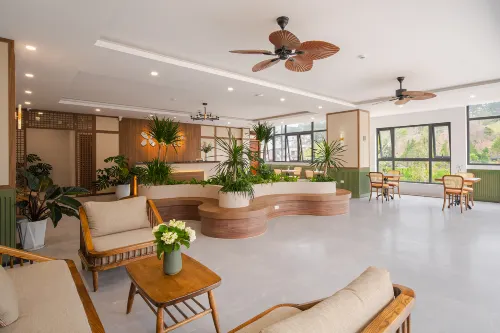 Nature Hotel - Le Hong Phong