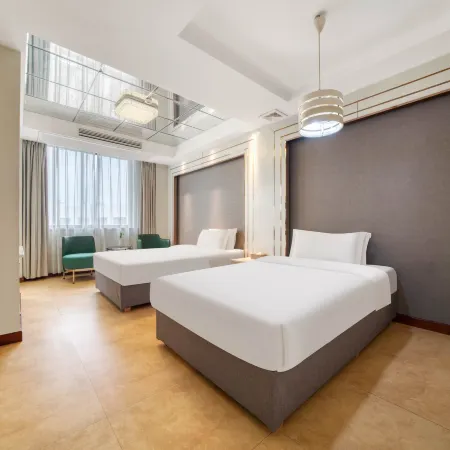Home Inn Cloud Seasons (Tiantai Zhexi Old Street Branch)