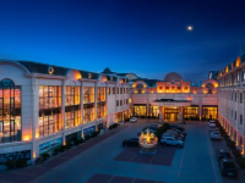 發國ホテル（大連普蘭店鉄道駅） 浜海路周辺のホテル