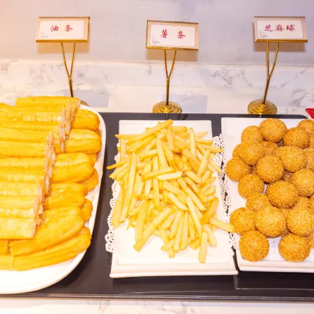 Vienna International Hotel (Dongying Wuyue Square Branch)