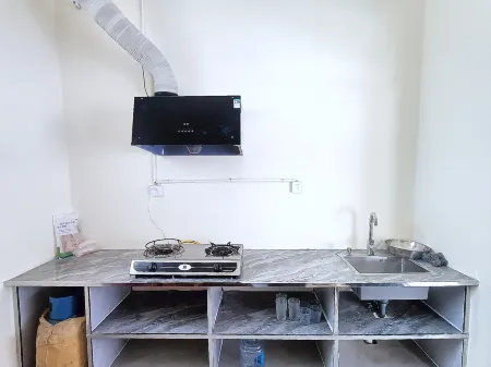 Micro Mountain Island Chun Qi Li Homestay Отели в г. Вейшань