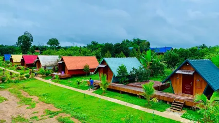 Steung Areng Eco Resort Отели в г. Thma Bang