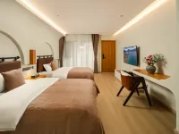 Lutu Hotel فنادق في نينغ لانغ