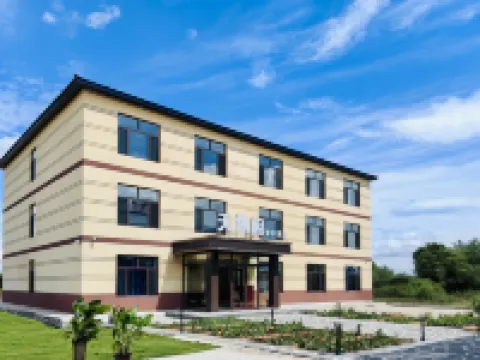 鏡泊湖天緣閣智享ホテル 寧安のホテル