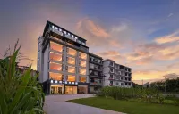 陽朔遇龍·雲水飯店（遇龍河攬勝橋碼頭店） 矮山村附近的飯店