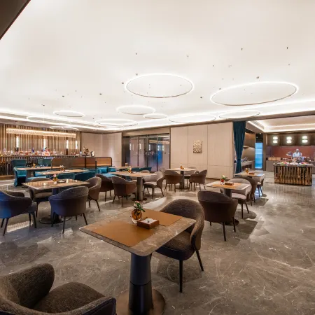 Changsha Orange Island Yuelu Mountain Orange Crystal Hotel