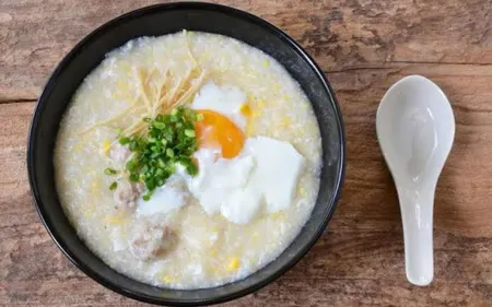 SCN City Hotel Rayong Отели рядом с достопримечательностью «Wat Chak Mak»