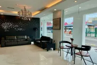 Hotel Zamburger Plaza Mahkota