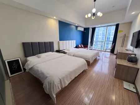 Xiaozhu·Wuta Smart Hotel。 Отели рядом с достопримечательностью «Southwest Jiaotong University Chengdu Railways Bureau Correspondence Teaching Station Neijiang Teaching Section»