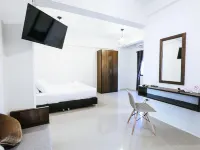 Hotel Wualai by Cmstay Hotels near Hai Ya