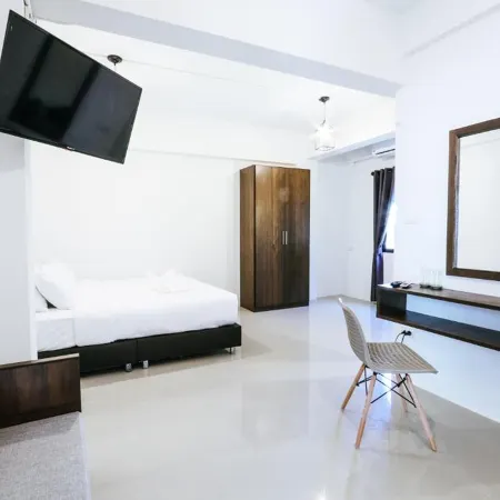 Hotel Wualai by Cmstay Отели рядом с достопримечательностью «Храм Ват Шри Супхан»
