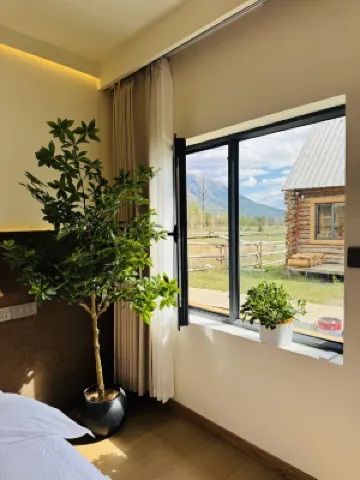 雲嶼茶事・曠野慢宿（カナス国立公園） カナストゥワ村周辺のホテル