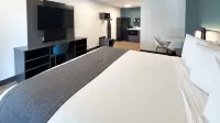 Studio 6 Corona, CA - West