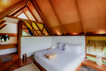 Ubud Rice Field Stay by WAHM Hotel Management Отели рядом с достопримечательностью «Night At The Zoo»