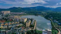 Wanyu · Qingxu | SEADESIGNER · VIEW Designer Meisu Hotel (Shiping Ancient City Branch) - pemandangan pegunungan