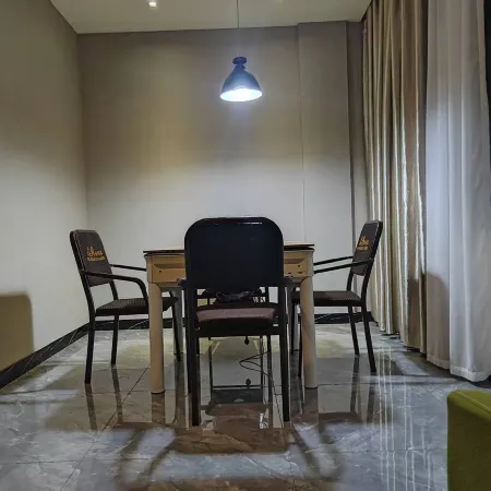 Xingren Xuyuan Hotel
