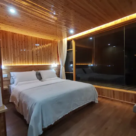 No.1 Village Homestay Отели рядом с достопримечательностью «Jiachecun»