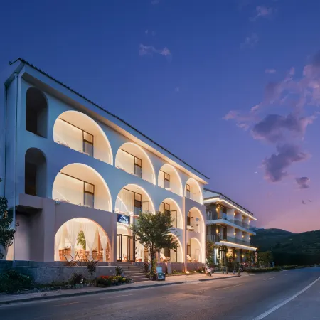 Yujianhai · Oceanfront First-Row Seaview Smart Vacation Boutique Inn (Shuanglang Erhai Branch)