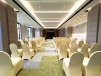 Somerset Queen City Semarang