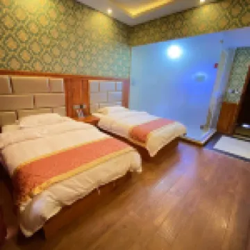 Sertar Tibetan Family No.1 Hotel