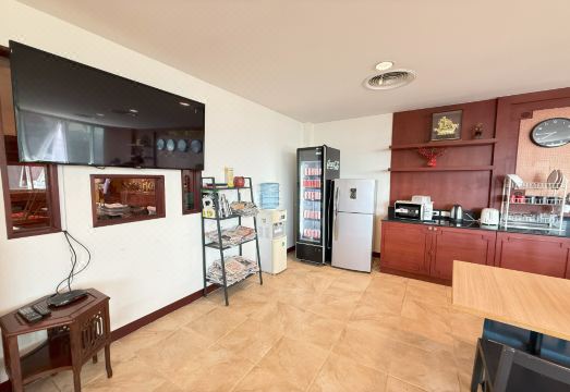 호텔 내부 수영장 전망