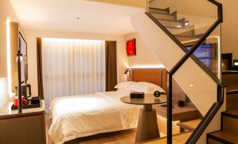 New Beacon Shangju Hotel (Optics Valley Huijin Center Branch)