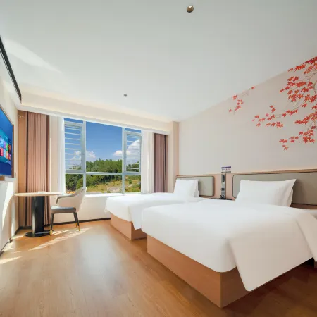Qingfeng Hotel (Longhui Expressway Exit)