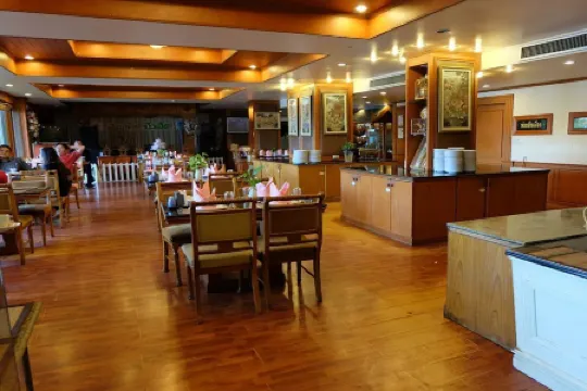 タクシラ ホテル