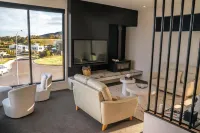 The White House Hotel a Swansea