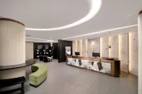 Hailan Hotel (Mudanjiang Railway Station Pedestrian Street)