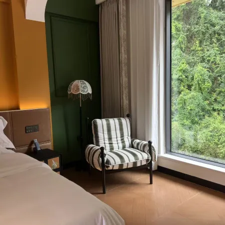 Huagang Yuelan Bay Hotel