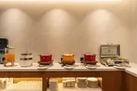 Borei Yunlan Resort Hotel (Lugu Lake Daluoshui Store) - breakfast