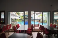 Shakti Villa Dago Bandung Hotels near Teras Cihampelas