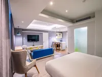 Yello Hotel Jambi Hotels in Jambi