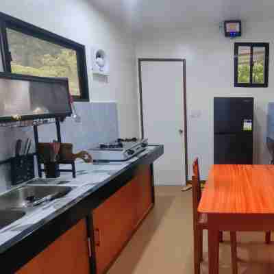 Summer Wind Pension House El Nido Hotel Exterior