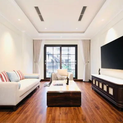 The Harmony Central Suites Ha Noi Hotels near هاي با ترونغ