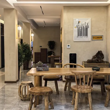 Lin Feng Ju Homestay (Lu'an Economic and Technological Development Zone Shouchun Road)