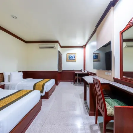 Nartsiri Hotel