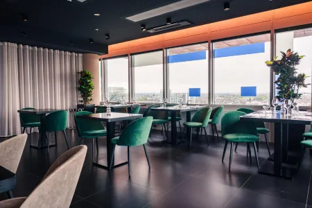 Innside by Melia Duesseldorf Hafen