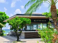 Fusaki Beach Resort Hotel & Villas - bar