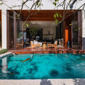 Cloud Pillow Homestay.